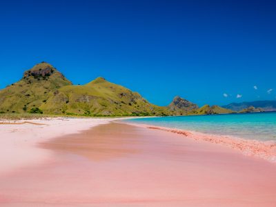 pink-beach-indonesia